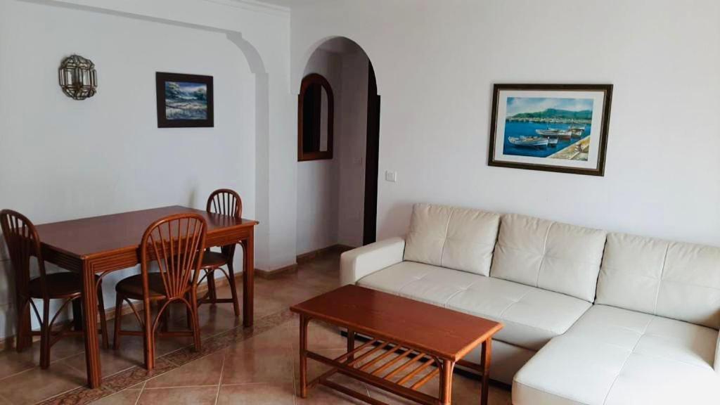 Apartamentos Balcon De Carabeo Nerja Esterno foto